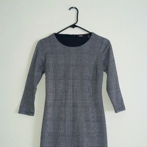 T Tahari Sheath Dress, 2P, Black/White